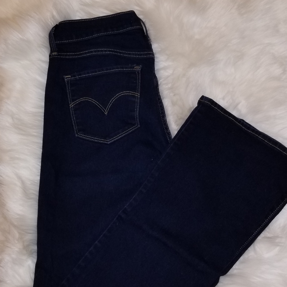 🆕️🆕️ NWOT LEVI'S SHAPING BOOTCUT JEAN'S 🦋 - Picture 2 of 6